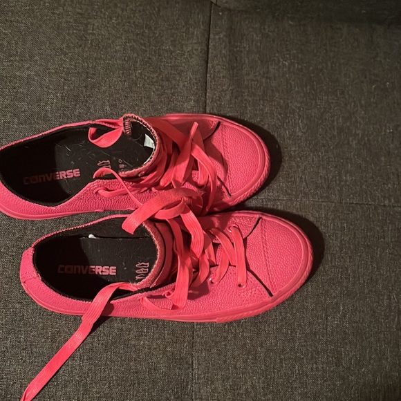 Dark pink Converse All Stars NWOT girls size 1 - Picture 4 of 6